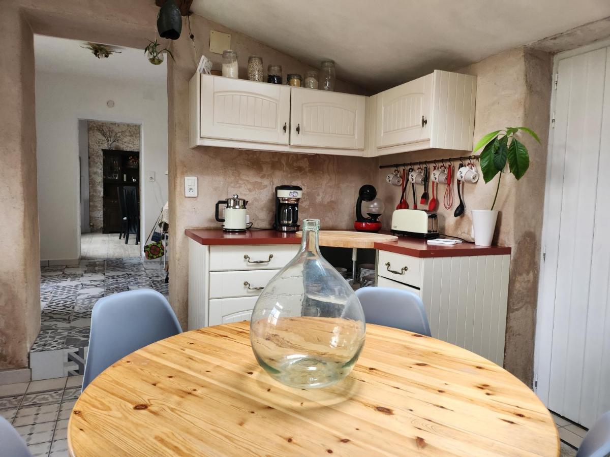 Holiday home Maison Chaleureuse Et Familiale. Nalliers (Vendee)