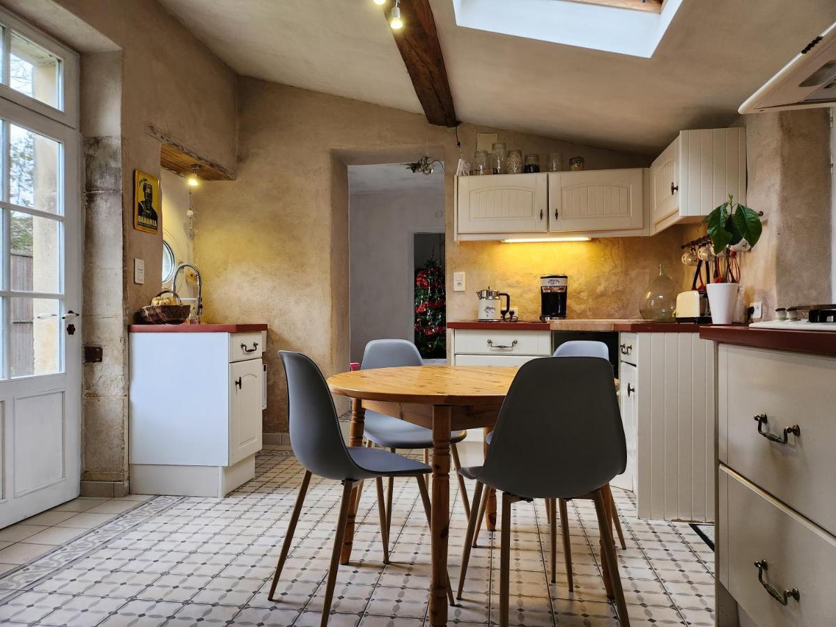 Maison Chaleureuse Et Familiale. Holiday home Nalliers (Vendee)
