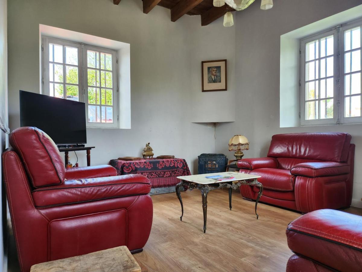 Maison Chaleureuse Et Familiale. Holiday home *